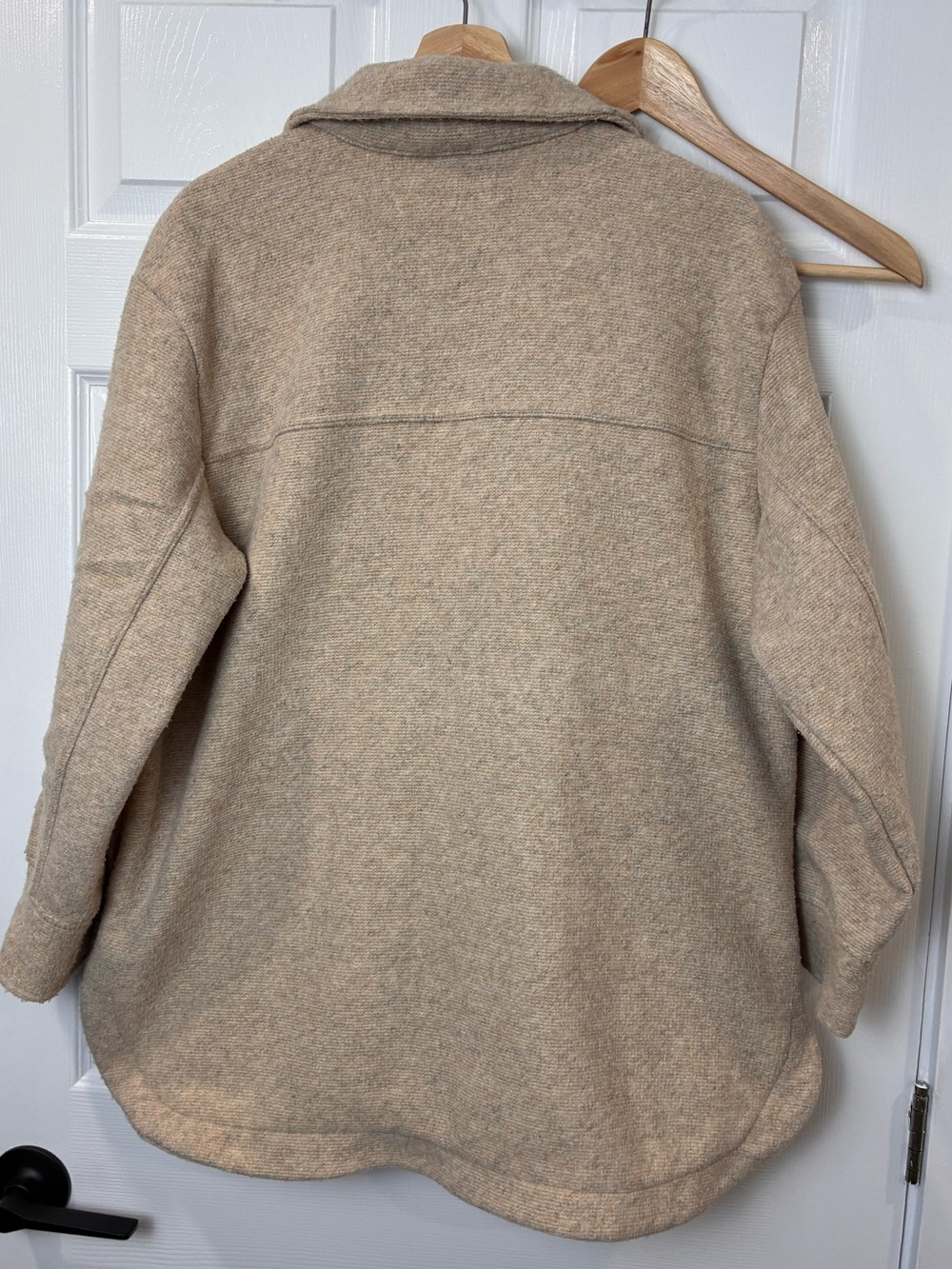 Banana Republic Shacket oatmeal tan pockets fall autumn - Picture 3 of 6